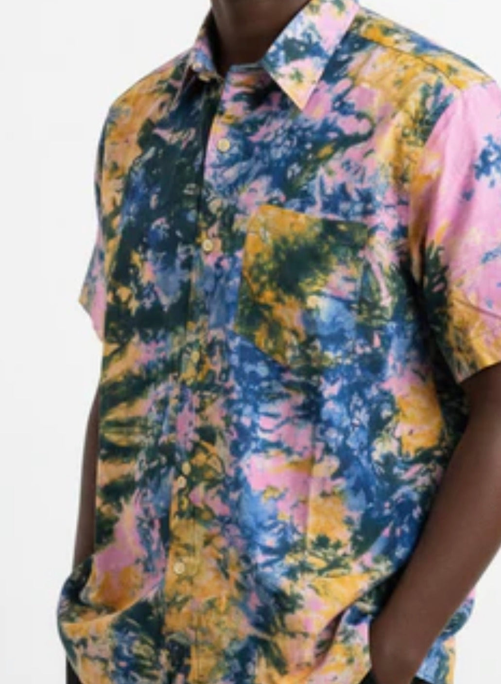 Men’s tie dye short sleeve shirt